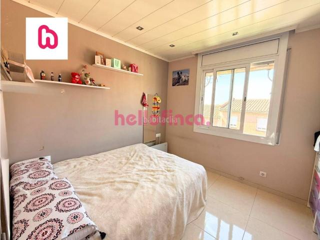 Casa en venta en Badalona, Bufalà. Casa adosada en Bufalà Badalona. Casas.