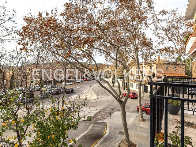 Casa en venta en Badalona, Bufalà. Magnífica casa adosada en Bufalà. Casas.