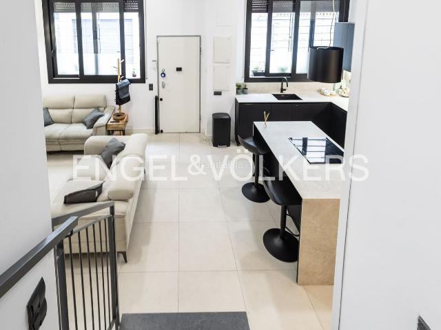 Casa en venta en Badalona, Casagemes. Espléndida casa en Centre Badalona. Casas.