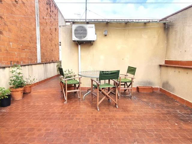 Casa en venta en Badalona, Centre. Casa amb badiu a 50 metres de la Rambla. Casas.