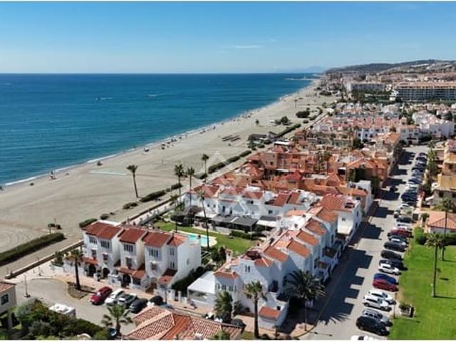 Casa en venta en Bahia de Casares, Málaga Costa del Sol