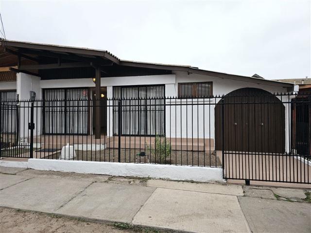 Casa en Venta en BALMACEDA / LARRAIN ALCALDE / LA PAMPA