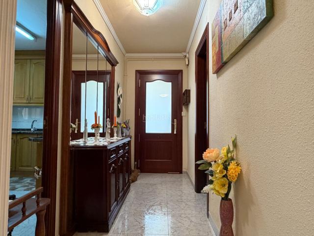 Casa en venta en Balaguer. Casa amb jardí. Casas.