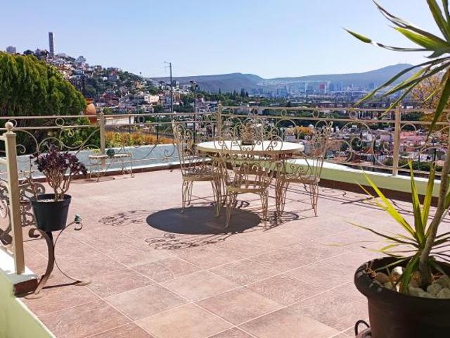 CASA EN VENTA EN BALCONES DEL ACUEDUCTO QUERETARO
