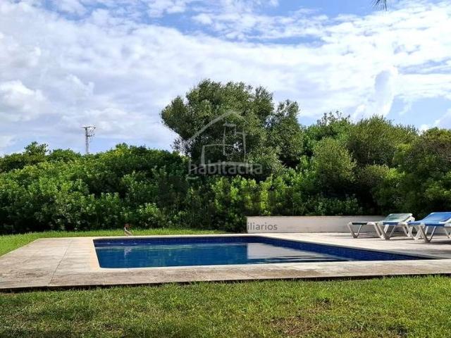 Casa en venta en Baleares Maó Mahón, Sant Climent Es Canutells. Ref 4389 Exclusivo chalet con licencia turística y piscina en Binidalí. Casas Maó.