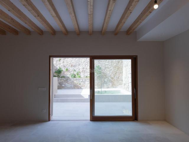 Casa en venta en Baleares Mancor de la Vall. En plena Serra de Tramuntana casa reformada con piscina Mancor de la Vall. Casas Mancor de la.
