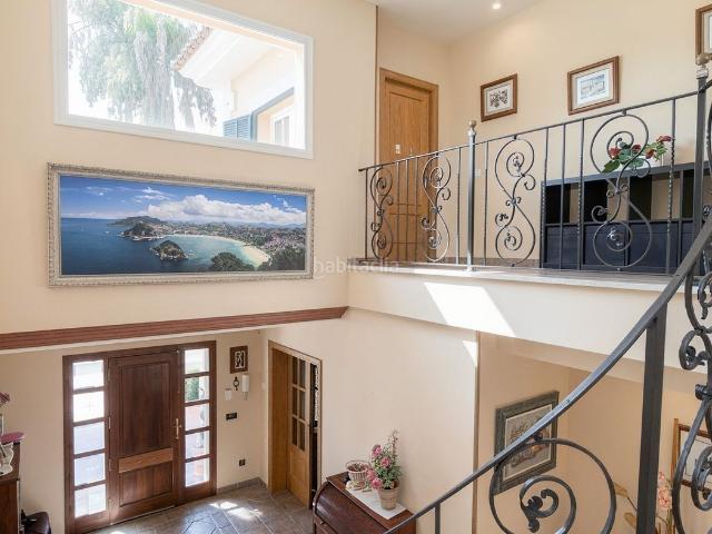 Casa en venta en Baleares Marratxí, Sa Cabana Can Carbonell Ses Cases Noves. Amplio chalet familiar con piscina y gran potencial de uso. Casas.