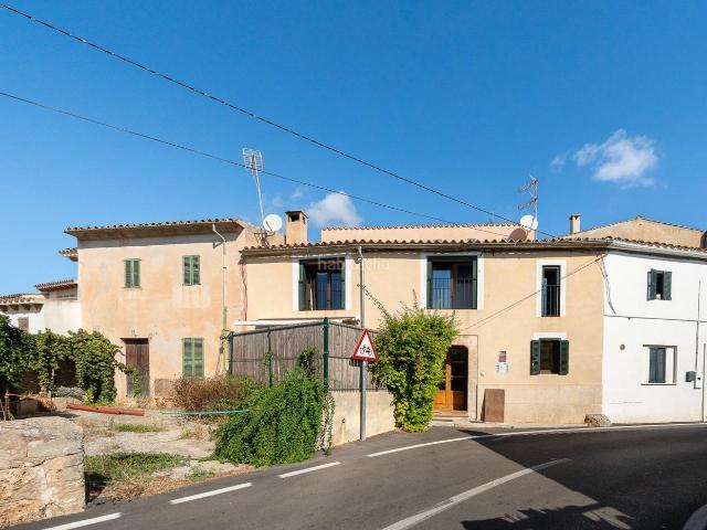 Casa en venta en Baleares Algaida. Casa de Pueblo en Pina. Casas.