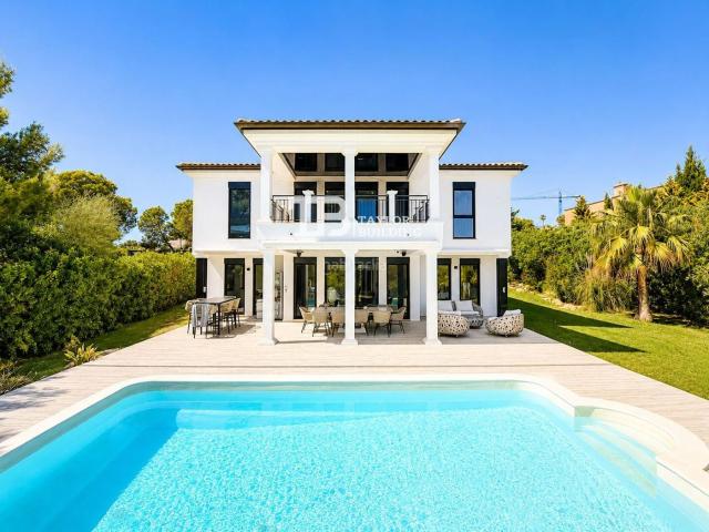 Casa en venta en Baleares Calvià, Santa Ponça. Exlusiva villa de lujo en Santa Ponsa!. Casas.