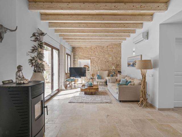 Casa en venta en Baleares Capdepera, Capdepera Poble. Listo para enamorarte? Adosado con efecto wow en Capdepera, Obj. 7382. Casas.