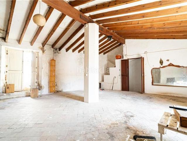 Casa en venta en Baleares Costitx. Casa con carácter a reformar en el centro de Costitx. Casas.