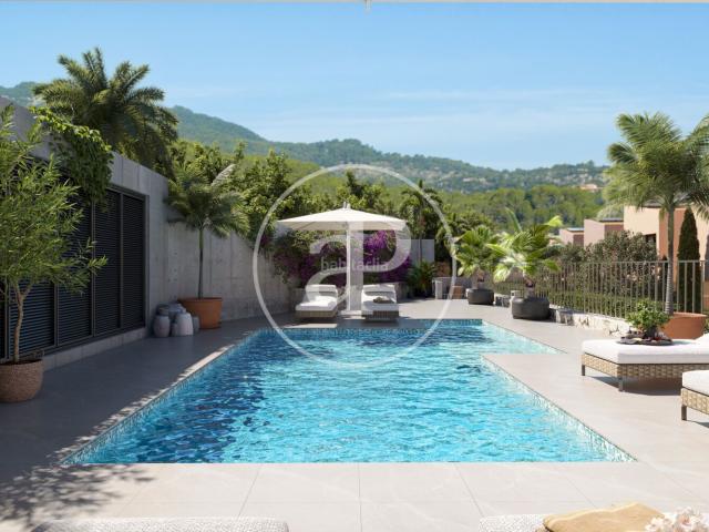 Casa en venta en Baleares Esporles. Casas adosadas en venta con jardin privado en Esporles. Casas.