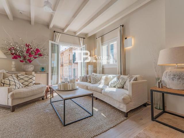 Casa en venta en Baleares Palma de Mallorca, El Mercat. Elegancia y exclusividad en una casa única del casco histórico de Palma!. Casas Palma de.