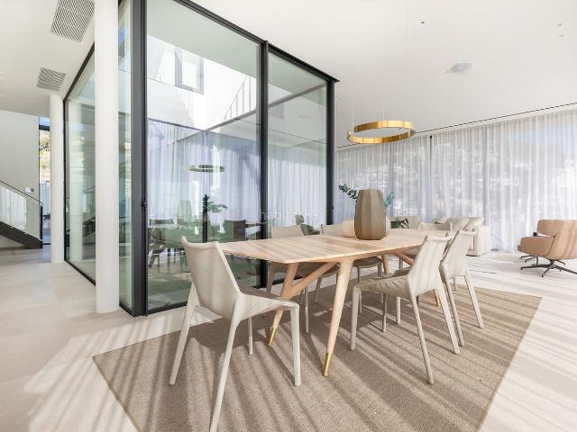 Casa en venta en Baleares Palma de Mallorca, Gènova. Impressive villa with attention to detail and mountain views in Genova. Casas Palma de.