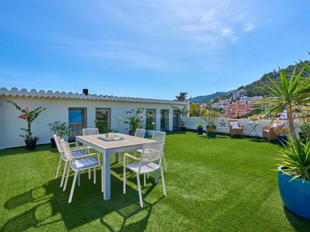 Casa en venta en Baleares Palma de Mallorca, Gènova. Casa de pueblo con Terraza y Licencia de Alquiler Vacacional en Gènova. Casas Palma de.