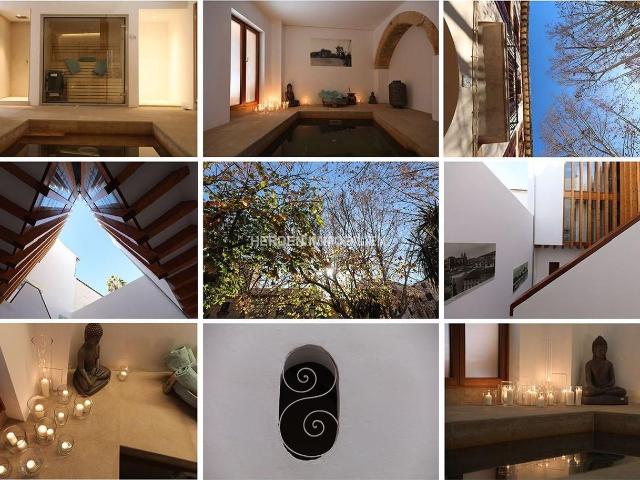 Casa en venta en Baleares Palma de Mallorca, La Llotja Born. VILLA HISTÓRICA EN EL CASCO ANTIGUO DE PALMA DE MALLORCA EN VENTA. Casas Palma de.