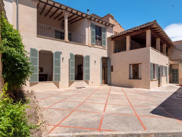 Casa en venta en Baleares Sant Joan. JOYA HISTÓRICA EN SANT JOAN. Casas Sant.