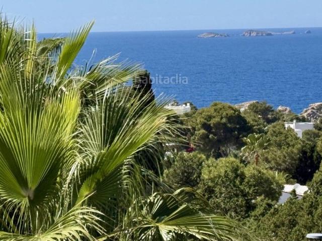 Casa en venta en Baleares Sant Josep de sa Talaia, Cala Vedella Cala Tarida. Exclusiva propiedad con impresionantes vistas y piscina climatizada en Cala Vadella, Ibiza. Casas Sant Josep de sa.