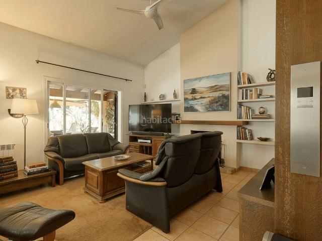 Casa en venta en Baleares Sant Llorenç des Cardassar. Bungalow para soñar lleno de sol, tranquilidad y sentimiento mallorquín. Casas Sant Llorenç des.