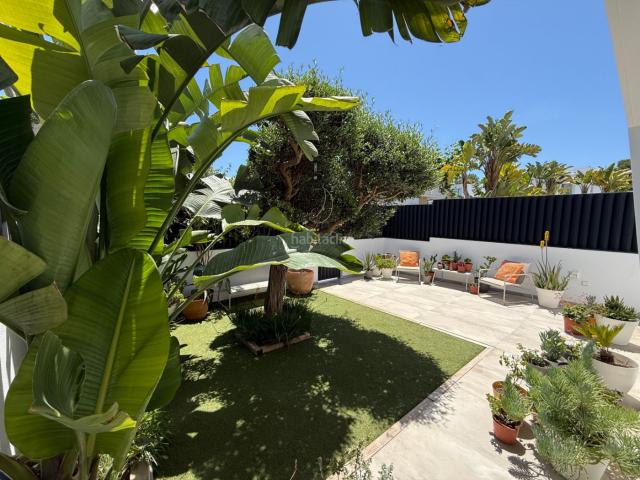 Casa en venta en Baleares Santa Eulària, Jesús. Casas Santa.