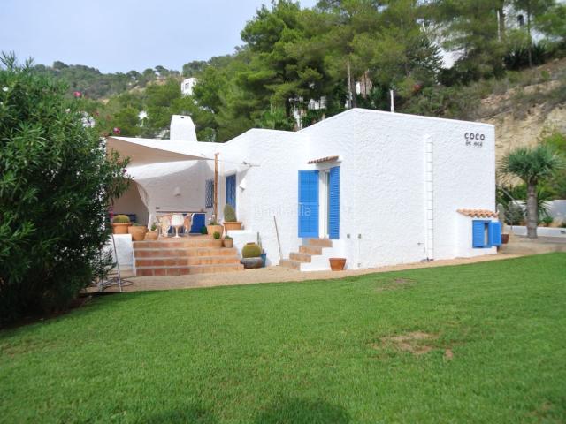 Casa en venta en Baleares Santa Eulària, Santa Eulària des Riu. Casa bonito en excelente estado en Cala Llonga. Casas Santa.