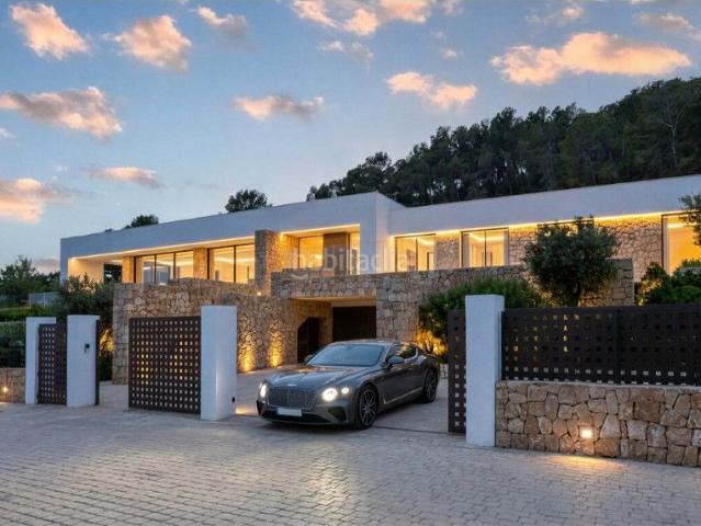 Casa en venta en Baleares Santa Eulària, Roca Llisa. Villa 5 habitaciones Venta Santa Eulària des Riu. Casas Santa.
