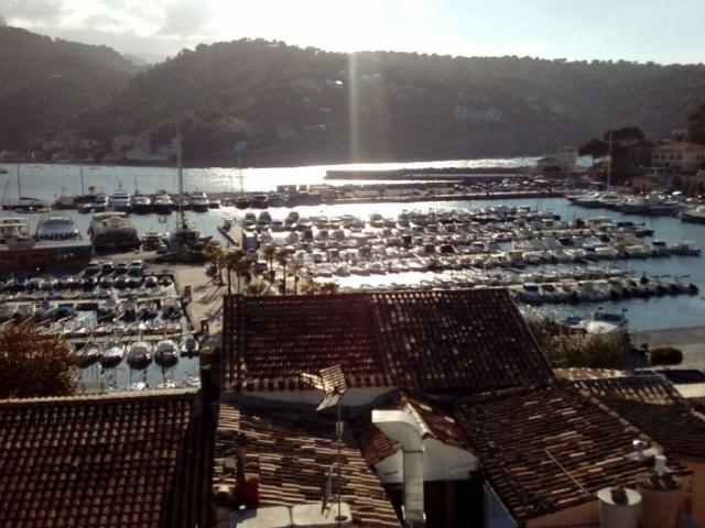 Casa en venta en Baleares Sóller. Edificio con 4 apartamentos en Puerto Soller. Casas.