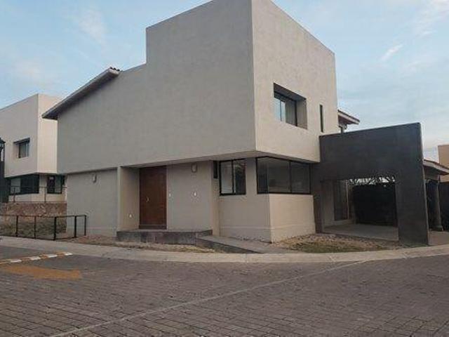 Casa en Venta en Balvanera Country Club Queretaro