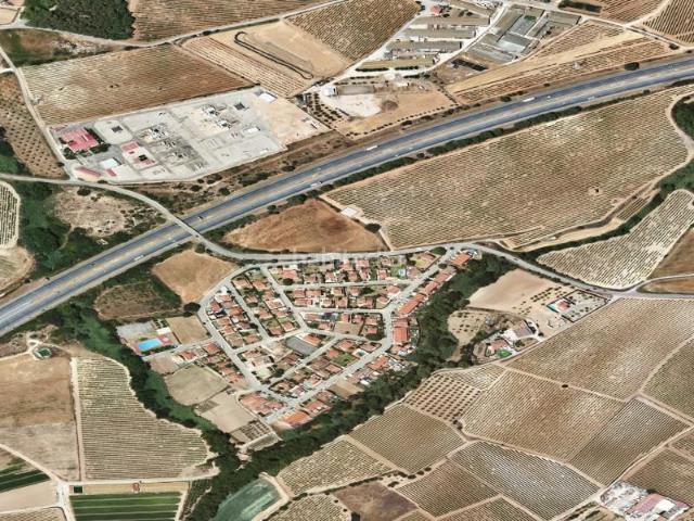 Casa en venta en Banyeres del Penedès. Casa en Calle Flor de Lis en Banyeres del Penedes, Tarragona. Casas Banyeres del.