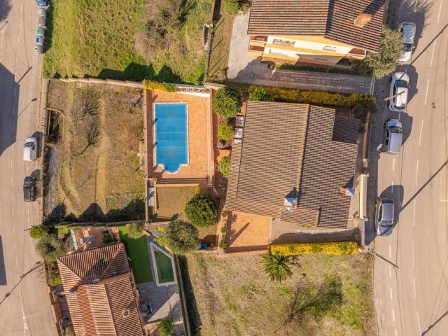 Casa en venta en Banyoles. Casas.