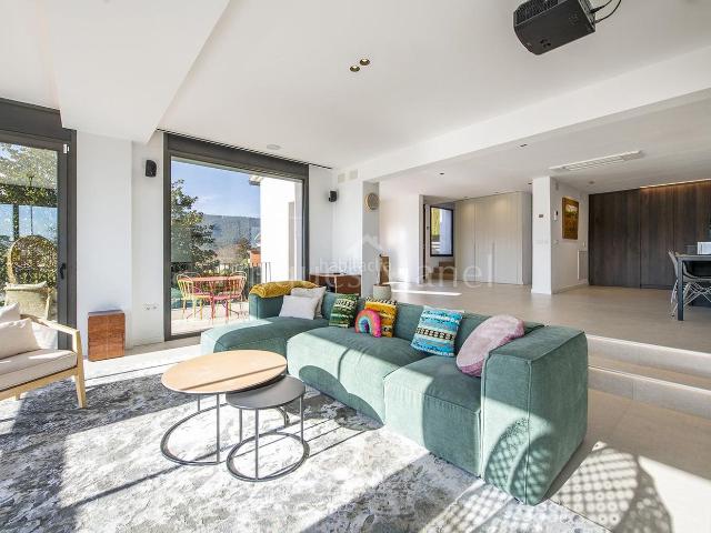 Casa en venta en Banyoles. Exclusiva casa unifamiliar a Banyoles. Casas.