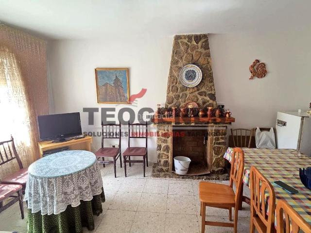 Casa en venta en Barajas de Melo. CASA en Calle Cerro Madriles, Barajas de Melo. Casas Barajas de.