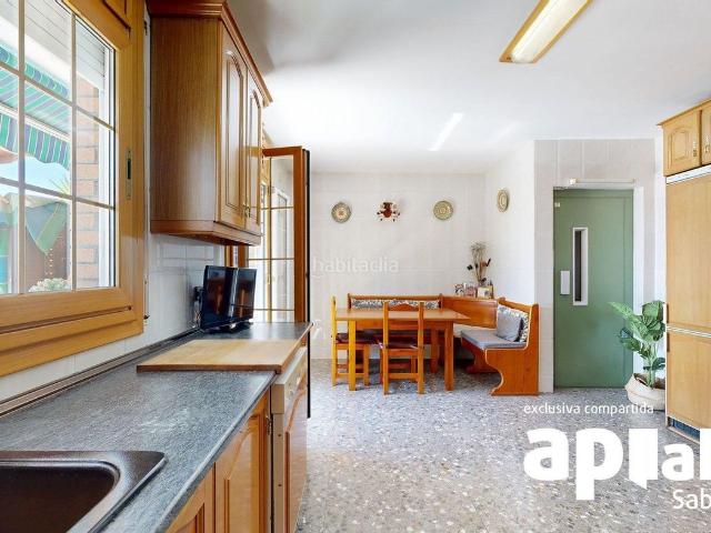 Casa en venta en Barberà del Vallès, Centre Eixample Can Llobet. CASA CON ASCENSOR EN CAN LLOBET. Casas Barberà del.