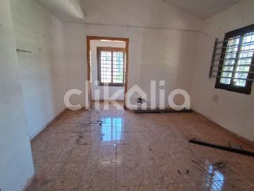 Casa en venta en Barcelona, Torre Baró. Casas.