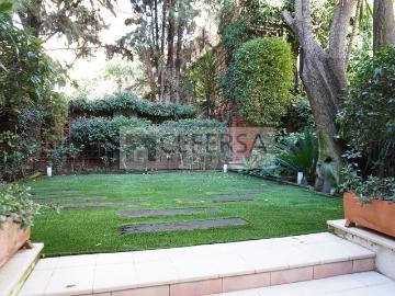 Casa en venta en Barcelona, Tres Torres. Casa unifamiliar única en exclusiva zona de Les Tres Torres. Casas.