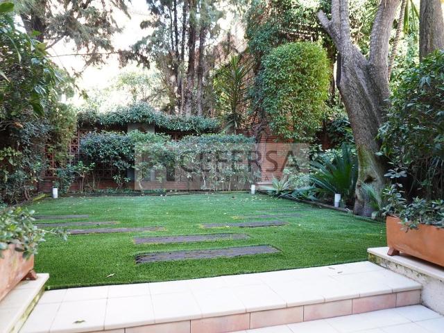Casa en venta en Barcelona, Tres Torres. Casa unifamiliar única en exclusiva zona de Les Tres Torres. Casas.