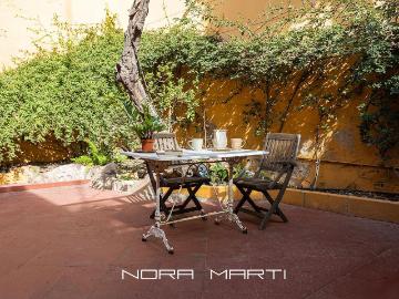 Casa en venta en Barcelona, Vila de Gràcia. CASA EN VENTA EN GRACIA. Casas.