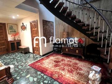 Casa en venta en Barcelona, Vilapicina Torre Llobeta. Casa en Passeig Fabra i Puig. Casas.