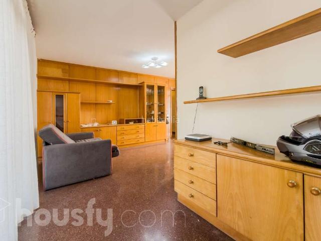 Casa en venta en Barcelona, Bon Pastor. Casas.