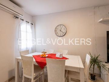 Casa en venta en Barcelona, Carmel. Casa con muchas posibilidades en el Carmelo, HortaGuinardo. Casas.