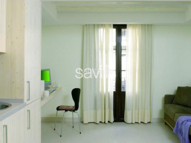 Casa en venta en Barcelona, Gòtic. Edificio en venta de apartamentos turísticos en el Gótico de Barcelona. Casas.