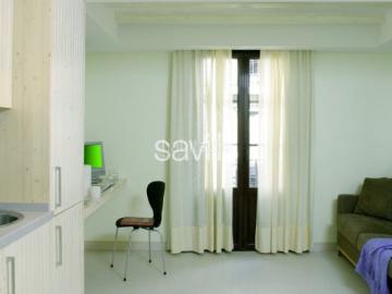 Casa en venta en Barcelona, Gòtic. Edificio en venta de apartamentos turísticos en el Gótico de Barcelona. Casas.
