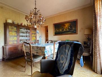 Casa en venta en Barcelona, La Teixonera. Casa con gran potencial para reformar entre Metro El Coll Teixonera Vallcarca i els Penitents. Casas.