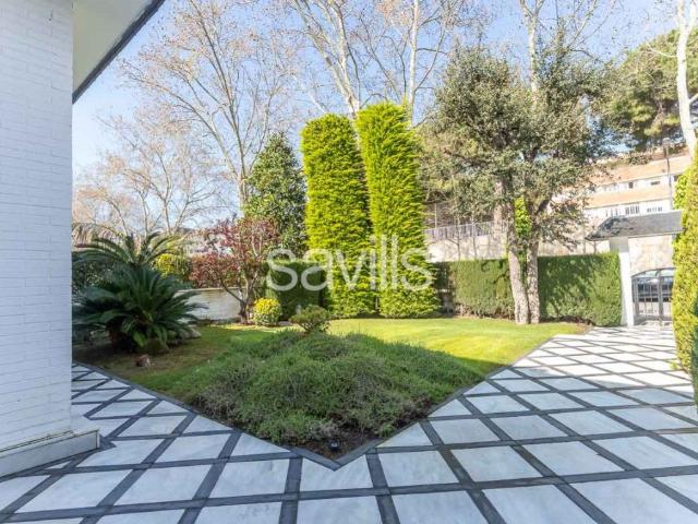 Casa en venta en Barcelona, Pedralbes. Preciosa casa en Pedralbes. Casas.