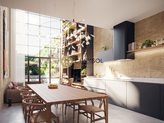 Casa en venta en Barcelona, Poblenou. Casa en venta en Poblenou con jardín y piscina. Casas.