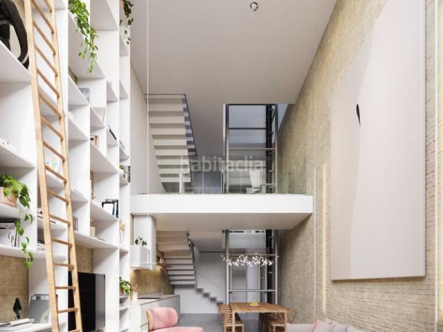 Casa en venta en Barcelona, Poblenou. Magnífica casa de cuatro plantas con zonas exteriores privadas, jardín y piscina, situada en el dinámico barrio de Poblenou. Casas.