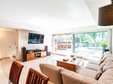 Casa en venta en Barcelona, Sant Gervasi Bonanova. Casa en venta en frente de la torre Bellesguard de Gaudí. Casas.