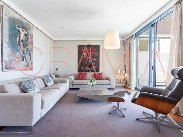 Casa en venta en Barcelona, Sarrià. Casa de 400 m2 Construidos de 5 Habitaciones, vistas al mar y la ciudad en Can Caralleu, Sarrià, Barcelona. Casas.