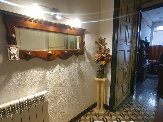 Casa en venta en Barcelona, Sarrià. FINCA DE TRES VIVIENDAS EN SARRIA BARCELONA. Casas.