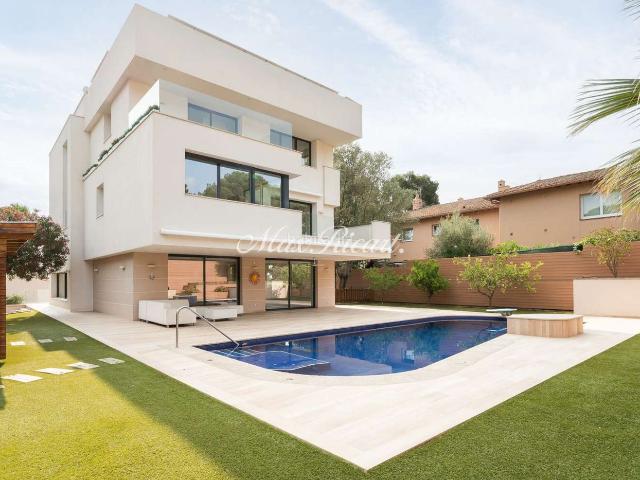 Casa en venta en Barcelona, Sarrià. Impresionante vivienda unifamiliar en Pedralbes. Casas.